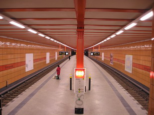 U-Bahnhof Schillingstr.