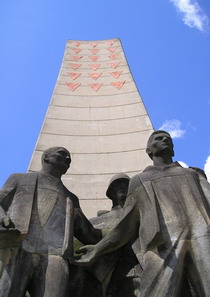 Mahnmal am Obelisk